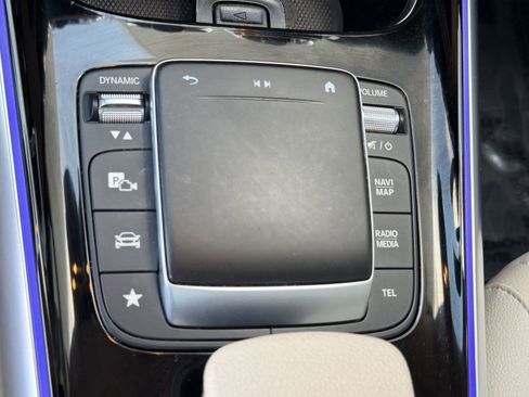 Certified 2022 Mercedes-Benz GLA 250 4MATIC image 34