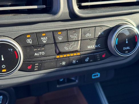 Used 2024 Ford Maverick Lariat w/ FX4 Off-Road Package image 22