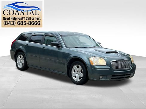 Used 2005 Dodge Magnum SE RWD image 4