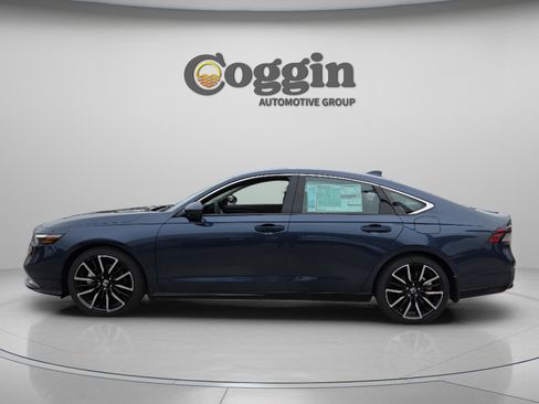 New 2026 Honda Accord Touring image 2