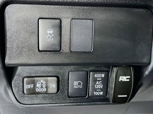 Used 2023 Toyota Tacoma TRD Off-Road AWD/4WD image 13