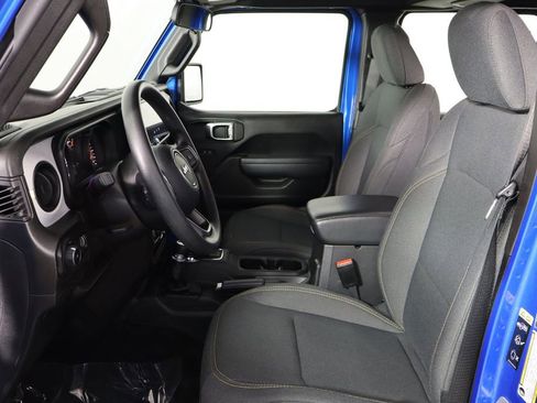 Used 2025 Jeep Wrangler Sport image 14