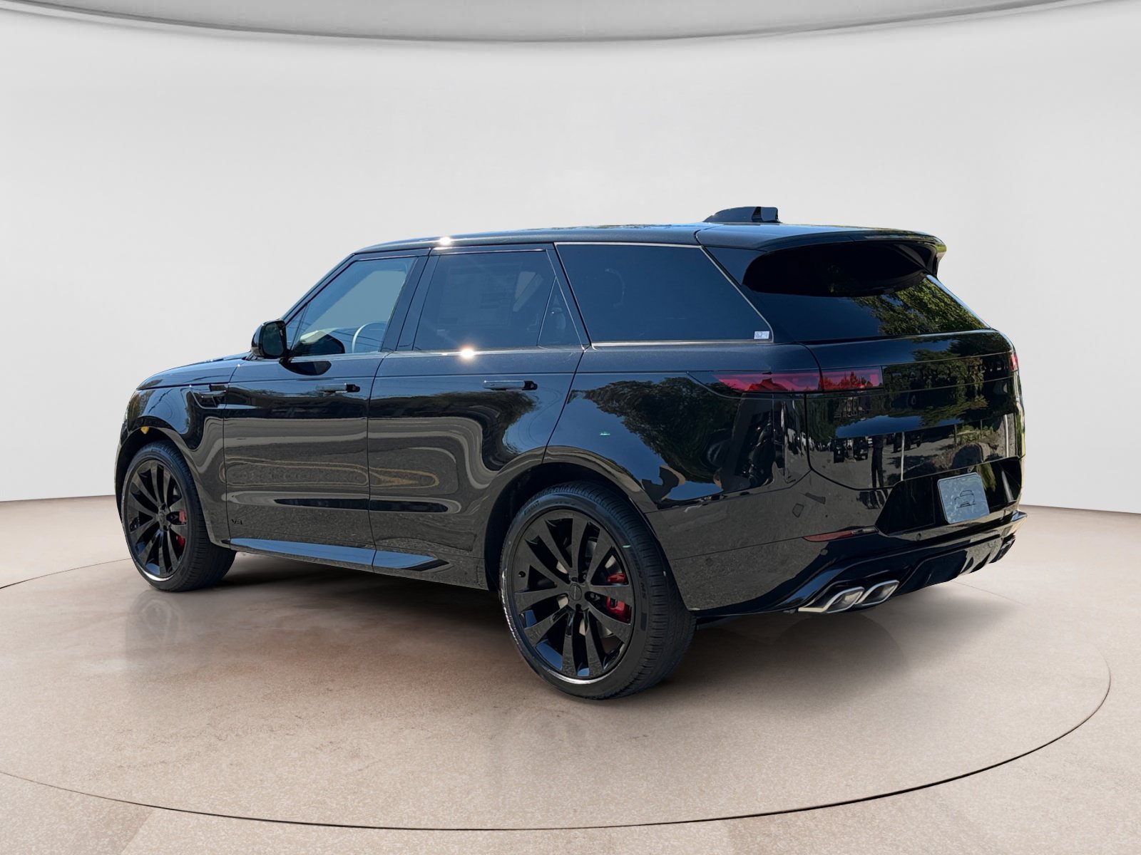 New 2027 Land Rover Range Rover Sport Dynamic SE AWD/4WD image 3