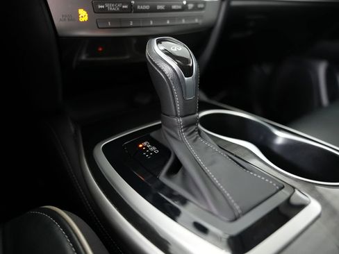 Used 2017 INFINITI QX60 AWD w/ Premium Plus Package image 25