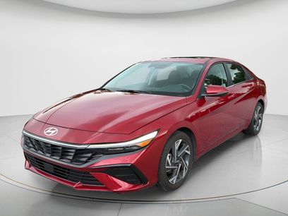 Used 2025 Hyundai Elantra Limited