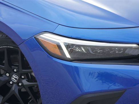 Used 2022 Honda Civic Sport image 3