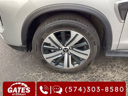 Used 2025 Mitsubishi Outlander Sport SE AWD/4WD image 29