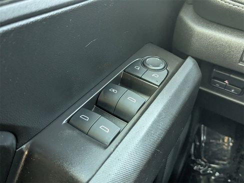 Certified 2024 Chevrolet Colorado LT w/ LT Convenience Package image 20