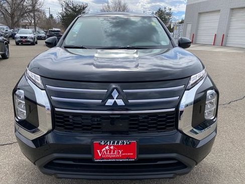 New 2026 Mitsubishi Outlander ES image 8