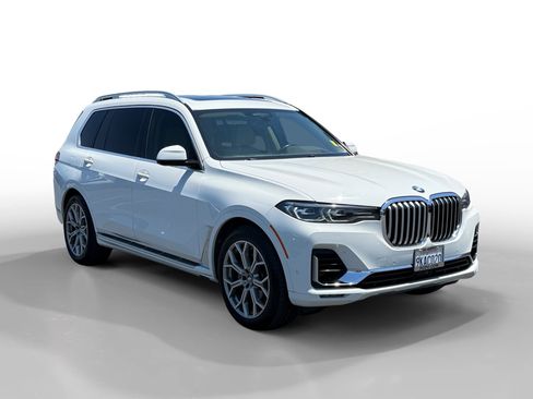 Used 2019 BMW X7 xDrive50i w/ Luxury Seating Package image 7