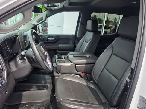 Used 2019 GMC Sierra 1500 SLT w/ Driver Alert Package I AWD/4WD image 10