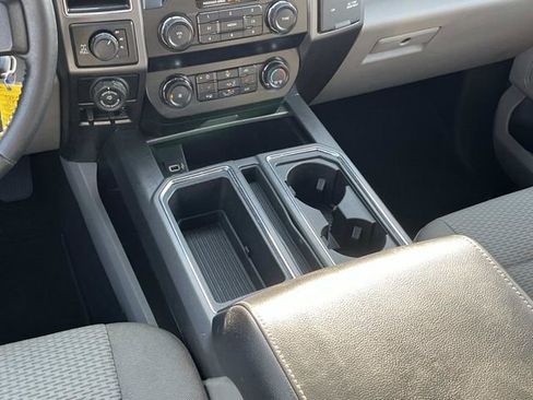 Used 2020 Ford F150 XLT w/ Equipment Group 302A Luxury AWD/4WD image 18