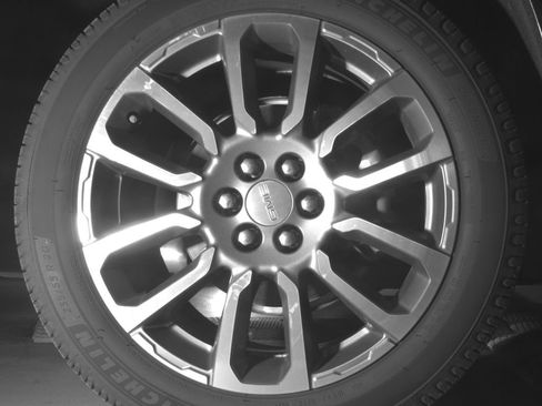 Certified 2021 GMC Acadia Denali w/ Denali Ultimate Package AWD/4WD image 13