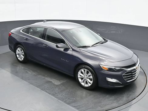 Used 2025 Chevrolet Malibu LT FWD image 24