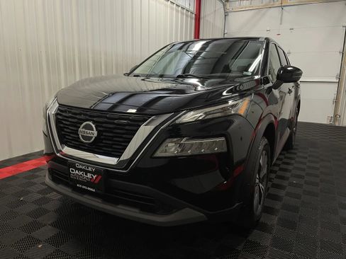 Used 2021 Nissan Rogue SV AWD/4WD image 8
