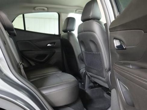 Used 2020 Buick Encore Preferred w/ Safety Package image 11