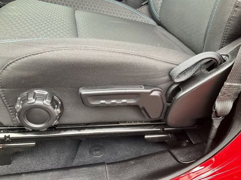 Used 2024 Jeep Wrangler Unlimited Rubicon 4xe image 17