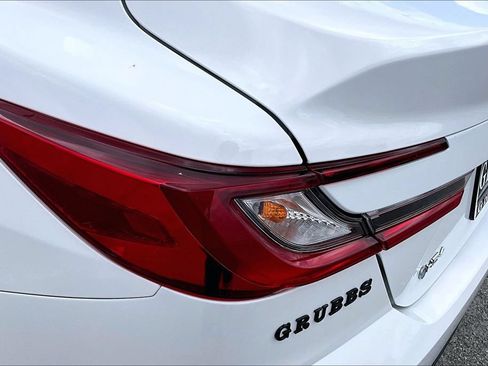 Used 2025 Toyota Camry SE FWD image 40