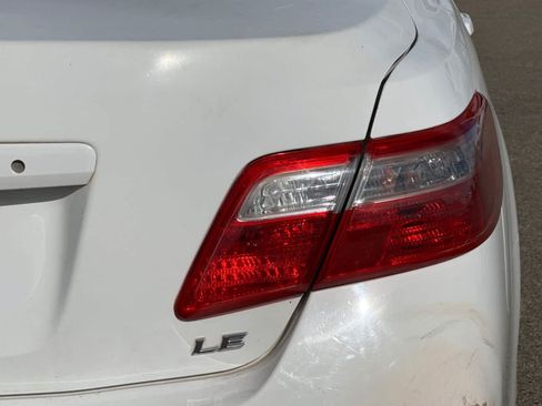 Used 2009 Toyota Camry LE FWD image 20