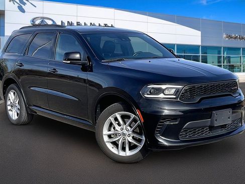 Used 2024 Dodge Durango GT image 11