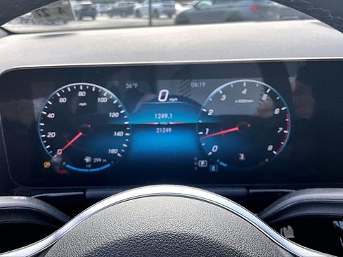 Certified 2022 Mercedes-Benz GLA 250 4MATIC image 22