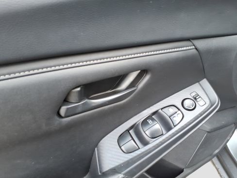 Certified 2024 Nissan Sentra S image 14