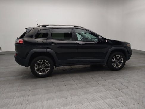 Used 2019 Jeep Cherokee Trailhawk image 10
