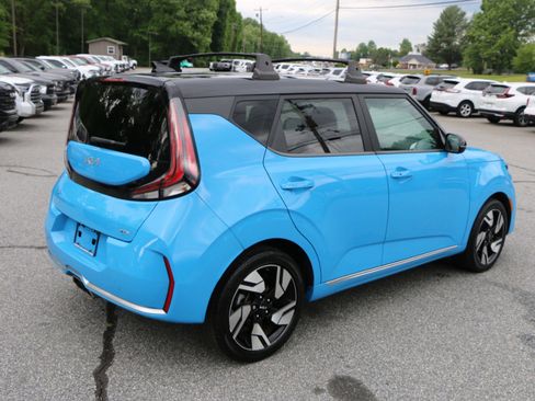 Used 2023 Kia Soul GT-Line FWD image 8