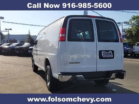 Used 2024 Chevrolet Express 2500 w/ Driver Convenience Package image 9