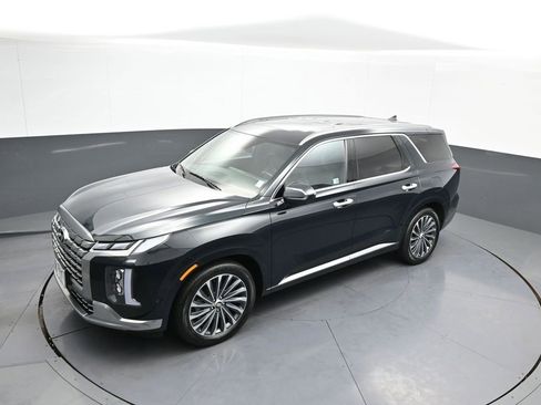 Used 2024 Hyundai Palisade Calligraphy image 36