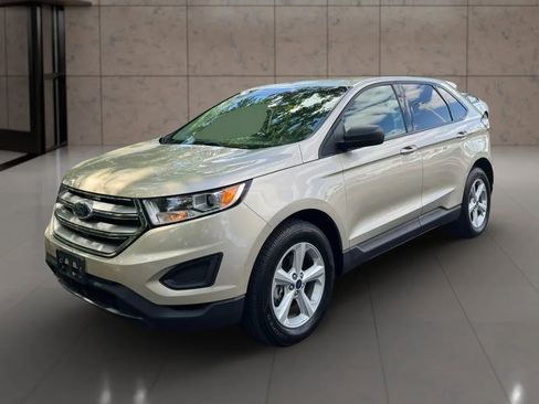 Used 2018 Ford Edge SE FWD image 5