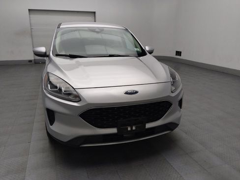 Used 2020 Ford Escape SE image 14