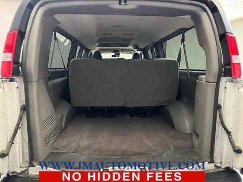 Used 2021 Chevrolet Express 3500 LT w/ LT Preferred Equipment Group image 15