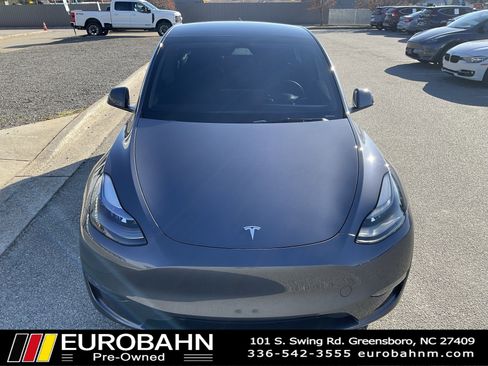 Used 2023 Tesla Model Y Long Range image 25