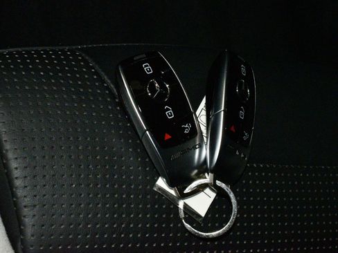 Used 2020 Mercedes-Benz GLC 63 AMG S image 97