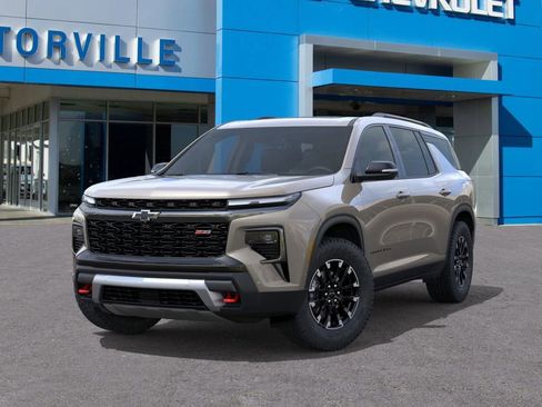 New 2026 Chevrolet Traverse Z71 w/ Enhanced Driving Package image 6