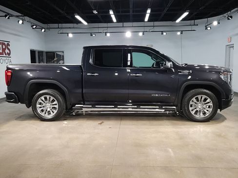 Used 2022 GMC Sierra 1500 Denali image 8