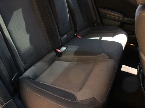 Used 2017 Dodge Charger R/T w/ Blacktop Package RWD image 17