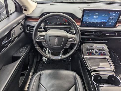 Certified 2022 Lincoln Nautilus Reserve w/ Equipment Group 201A image 15