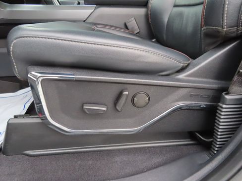 Used 2023 Ford F150 Lariat image 32