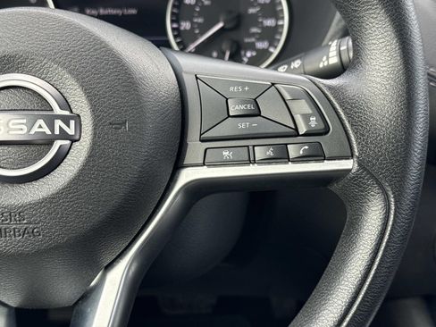 Used 2024 Nissan Sentra SV image 13