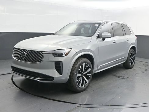New 2026 Volvo XC90 B5 Core AWD/4WD image 1