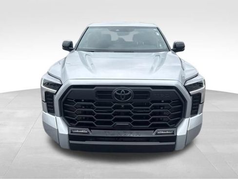 Used 2025 Toyota Tundra Limited w/ TRD Off-Road Package AWD/4WD image 8