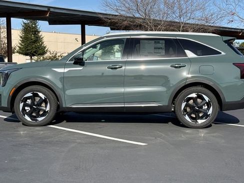 New 2026 Kia Sorento EX FWD image 10