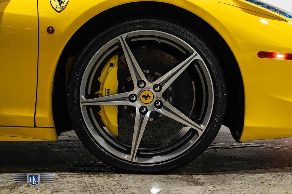 Used 2015 Ferrari 458 Spider RWD image 16