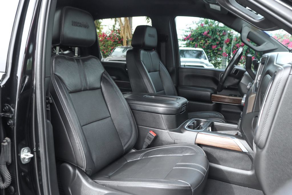 Used 2020 Chevrolet Silverado 2500 High Country w/ Technology Package AWD/4WD image 42