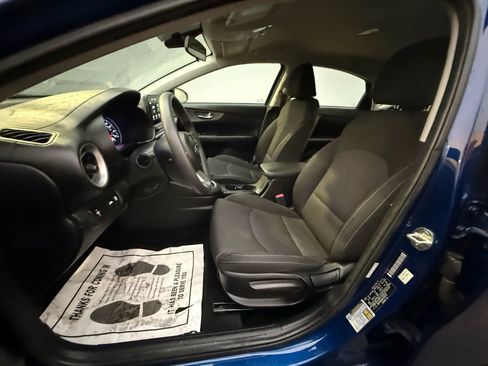 Used 2020 Kia Forte LXS image 11