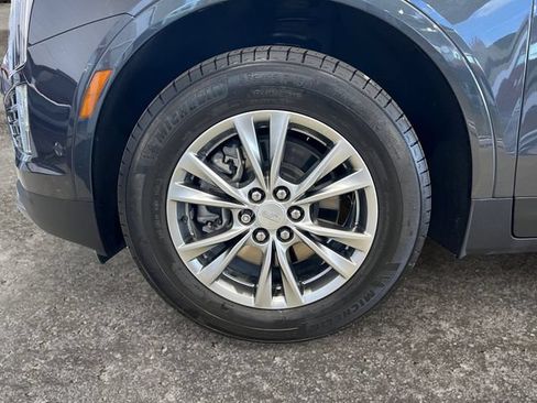 Certified 2023 Cadillac XT5 Premium Luxury w/ Technology Package AWD/4WD image 12