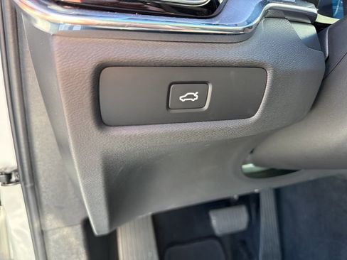 Used 2024 Volvo S60 B5 Core image 18