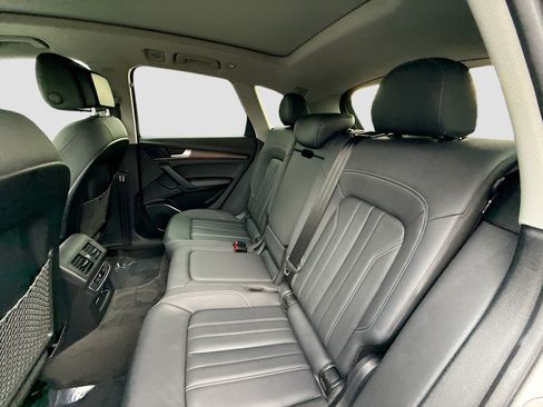 Used 2021 Audi Q5 Premium Plus w/ Premium Plus Package image 20